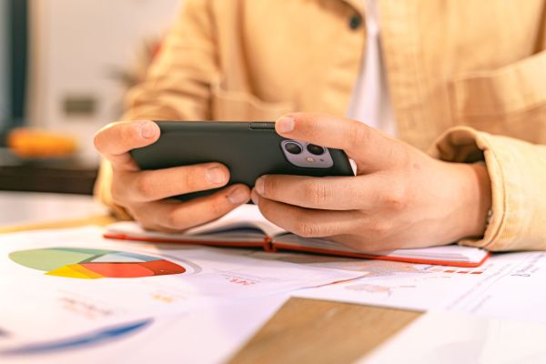 The Complete Handbook to Effortless Multi-Device Management: Harness Your Smartphone's Potential for Seamless Ecosystem Control