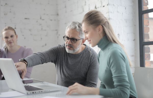 What are the most effective ways to train employees on cybersecurity awareness?